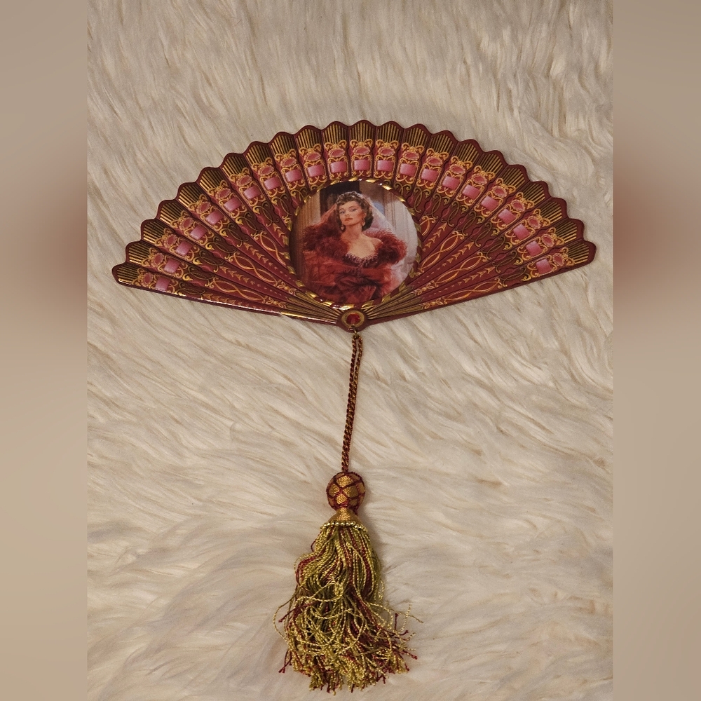 2003 Gone with the Wind Fan Collector Plate with Tassel 2nd Issue Bradford